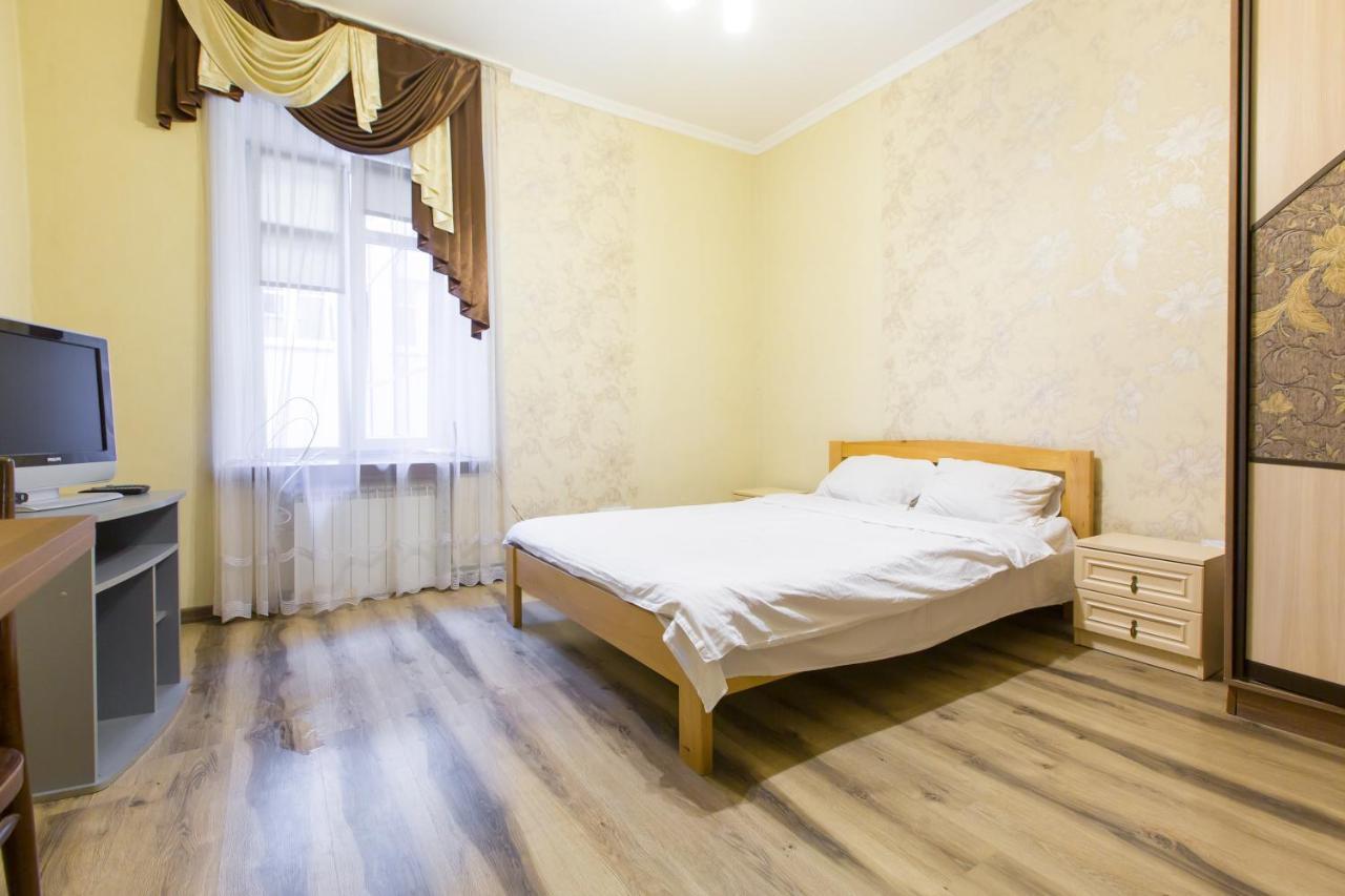 Квартира Подобово Біля Площі Ринок Вулиця Староєврейська 17 Lviv Kültér fotó