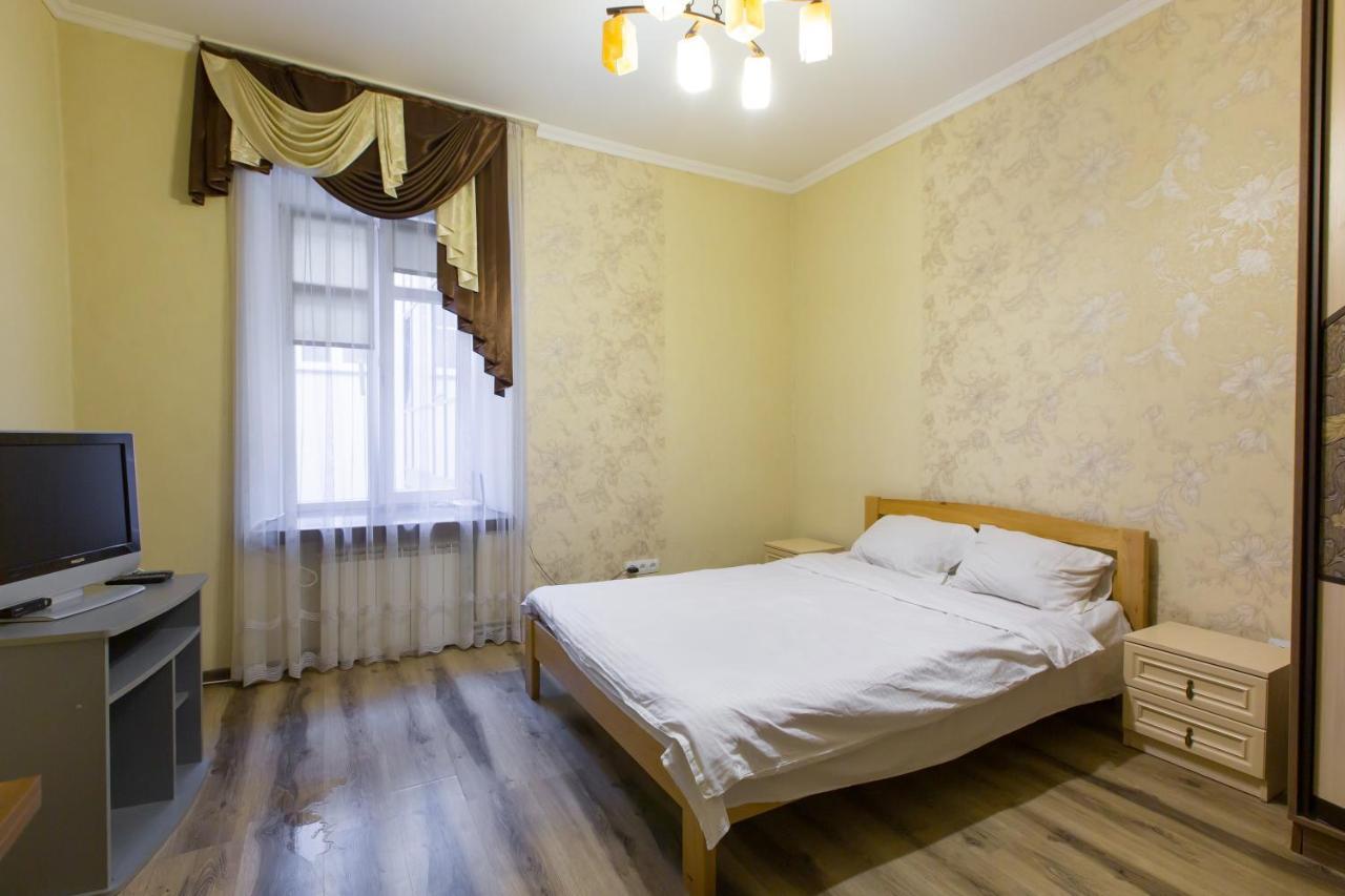 Квартира Подобово Біля Площі Ринок Вулиця Староєврейська 17 Lviv Kültér fotó